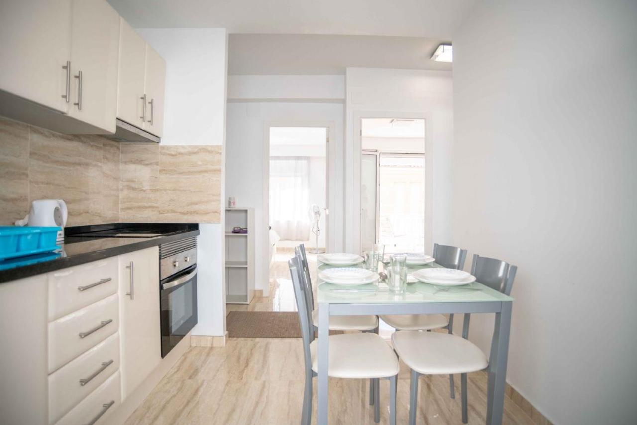 Beautiful Two Bedroom Apartment Next To The Beachfront Torre de la Horadada Exterior photo